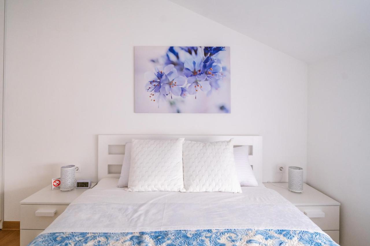 Mikonos Apartman Surcin Ngoại thất bức ảnh